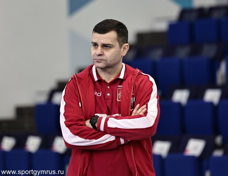 Квалификация.  Обязательная программа (девушки)