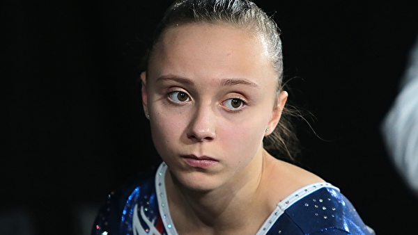 Ильянкова победила на ЧЕ в упражнениях на брусьях, Мельникова - вторая