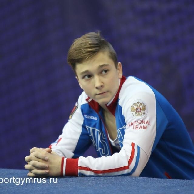 Юров лучший в вольных упражнениях!