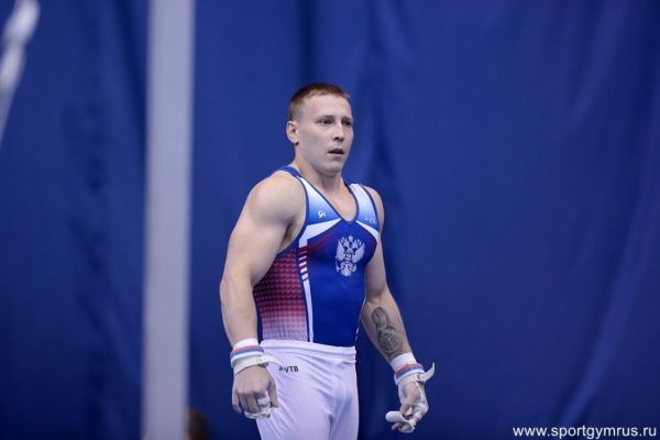 ПЕНЗЕНЕЦ ДЕНИС АБЛЯЗИН СПОРИТ ЗА МЕСТО В СБОРНОЙ НА ЧМ С ДРУГИМ ГИМНАСТОМ