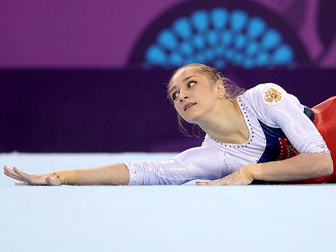Комова: это я хотела закончить, а мама уговаривала потерпеть