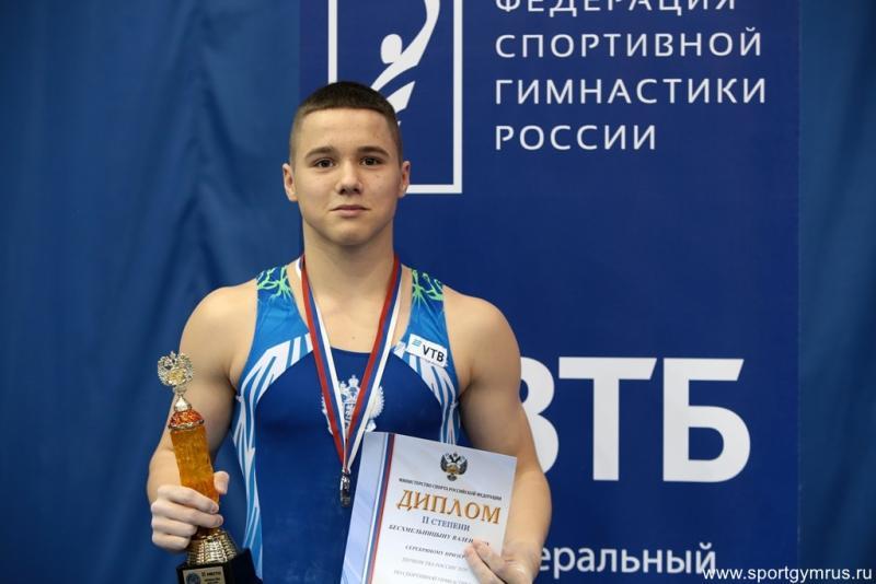 Дзержинский спортсмен завоевал медали на первенстве России по спортивной гимнастике