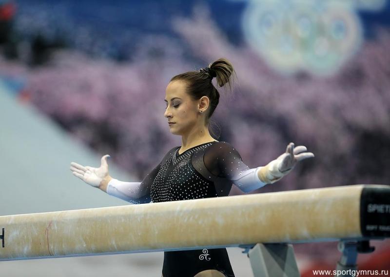 Мария Харенкова – чемпионка России в упражнении на бревне; Ульяна Перебиносова – первая на вольных