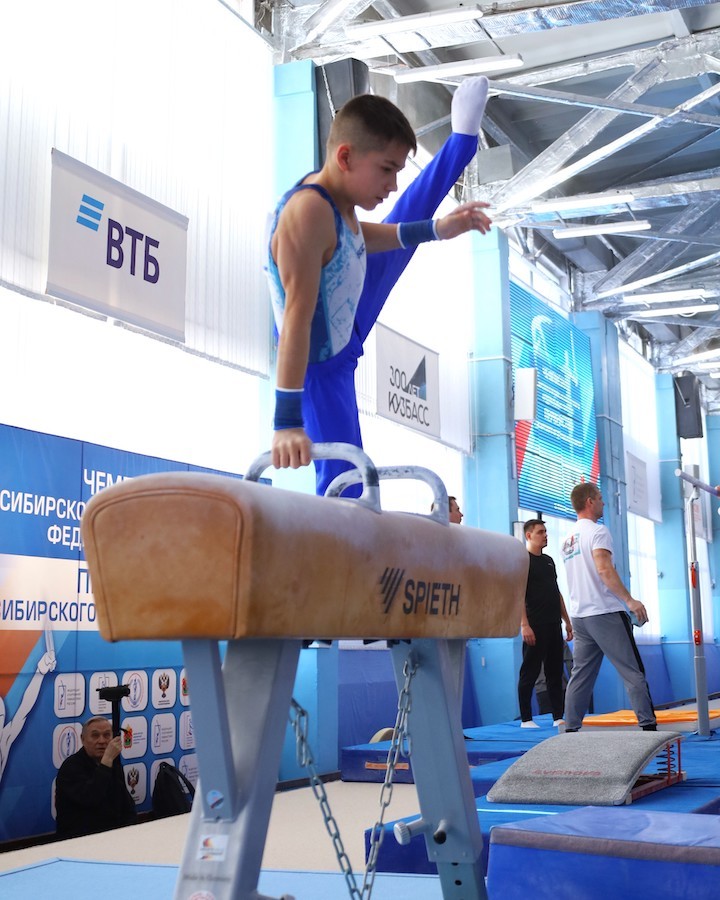 Чемпионат Сибирского и Дальневосточного федеральных округов и первенство Сибирского федерального округа по спортивной гимнастике  в г. Ленинск-Кузнецкий